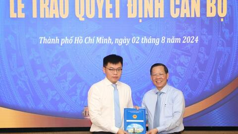 Chủ tịch TPHCM trao quyết định bổ nhiệm cán bộ lãnh đạo