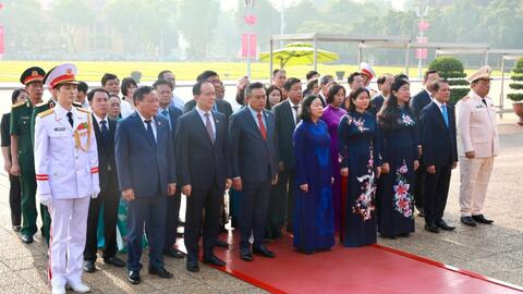 Lãnh đạo TP Hà Nội tưởng niệm Chủ tịch Hồ Chí Minh