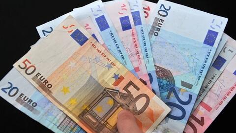 Goldman Sachs: Đề xuất thuế của ông Donald Trump có thể làm đồng euro giảm 10%