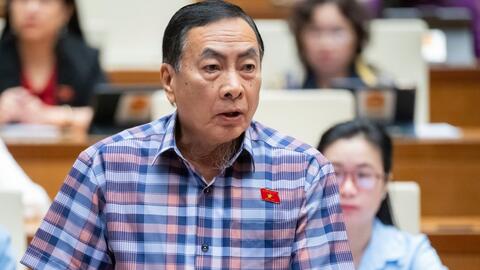 Vì sao Ngân hàng Nhà nước chỉ bán mà không mua vàng?