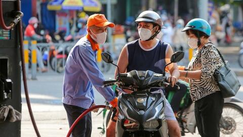 Doanh nghiệp muốn tự quyết giá xăng dầu hoàn toàn, Bộ Công Thương nói gì?