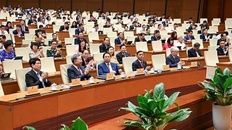 Việt Nam phát triển trung tâm tài chính quốc tế ở TPHCM, Đà Nẵng