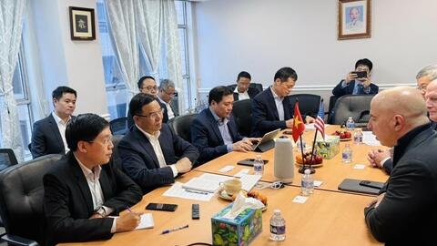 Quyền Bộ trưởng Bộ Công Thương làm việc với Tập đoàn GE về hợp tác năng lượng