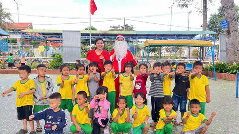 Nâng phụ cấp tối thiểu 70%: Động lực giữ chân giáo viên mầm non