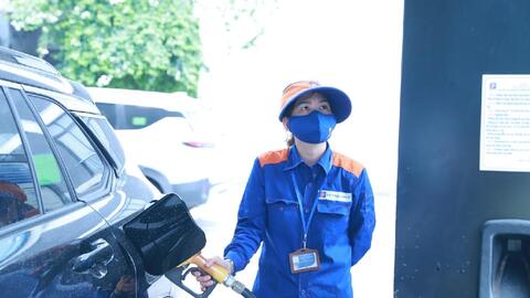 Bài 3: Phản ứng chính sách nhanh trước “sóng gió” thị trường xăng dầu