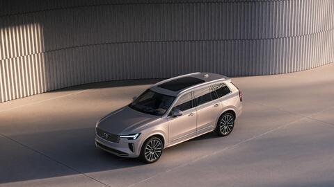 Volvo XC90 phiên bản mới có gì lạ?