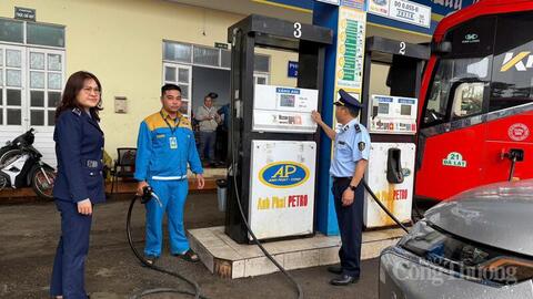 Bảo đảm nguồn cung, ổn định giá xăng dầu trước biến động Trung Đông