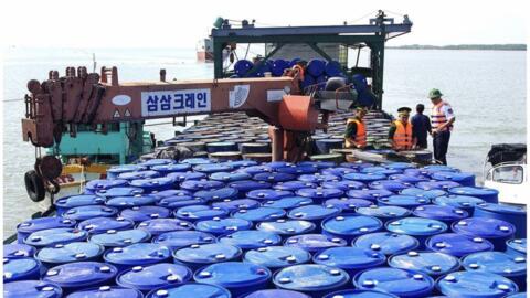 Siết chặt quản lý kinh doanh, vận chuyển xăng dầu khu vực biên giới