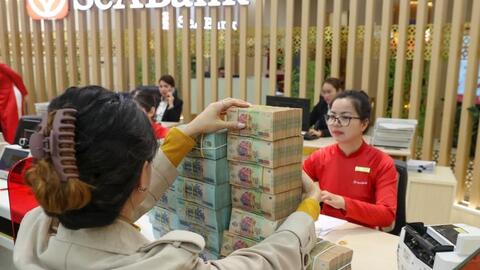 Ngân hàng tăng tốc vốn, cổ tức tiếp tục “nóng”