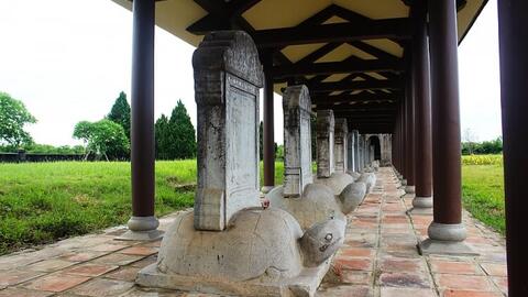 Vị đại khoa đầu tiên và cuối cùng được khắc tên trên bia đá Văn miếu Huế