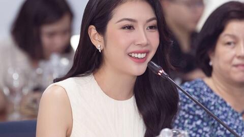 Á hậu Thúy Vân: Biết ơn sách vì đã giúp tôi có danh xưng Miss ứng xử