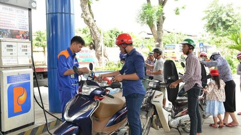 Bộ Công Thương bãi bỏ một phần quy định về kinh doanh xăng dầu