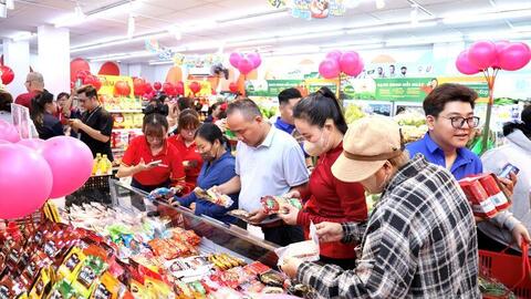 Doanh nghiệp bán lẻ sẵn sàng nguồn hàng cho kỳ nghỉ lễ Giỗ Tổ Hùng Vương và 30/4