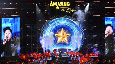Âm vang Tổ quốc: 40.000 khán giả thắp lửa tự hào dân tộc tại Mỹ Đình