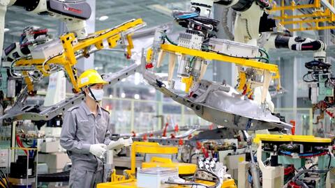 Thúc đẩy và làm mới các động lực truyền thống để đạt tăng trưởng 2 con số