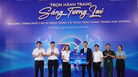 30 năm Bảo Việt Nhân thọ đồng hành cùng người dân và vun đắp tương lai thế hệ trẻ Việt Nam