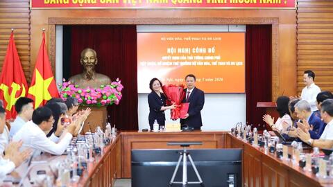 Trao quyết định bổ nhiệm Thứ trưởng Bộ Văn hóa, Thể thao và Du lịch Nguyễn Huy Dũng