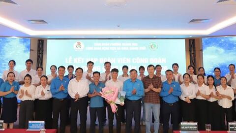 Thành lập tổ công đoàn tại khu nghỉ dưỡng thuộc Bệnh viện Đa khoa Quang Khởi