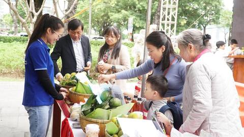 Đà Nẵng: Quảng bá, tiêu thụ sản phẩm miền núi qua du lịch cộng đồng