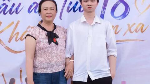 Nam sinh Trung tâm GD thường xuyên ở Quảng Trị chia sẻ bí quyết đạt điểm 10 môn Lịch sử