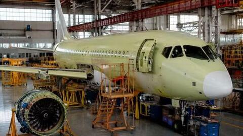 Nga đẩy nhanh sản xuất SJ-100 khi đưa vào sử dụng một hệ thống chưa từng thấy