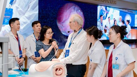 PhenikaaMec kết nối đào tạo nâng cao năng lực bác sĩ Y học bào thai