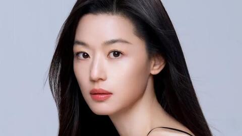 Ảnh cưới 14 năm trước của Jun Ji Hyun gây sốt