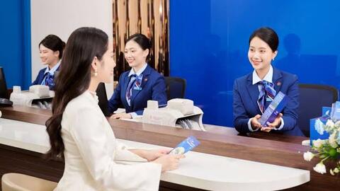 Một ngân hàng muốn tăng gấp đôi vốn, nối dài làn sóng tăng vốn