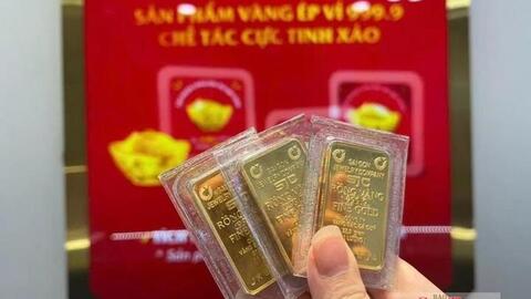 Giá vàng hôm nay (21/8): Tiếp tục tăng mạnh