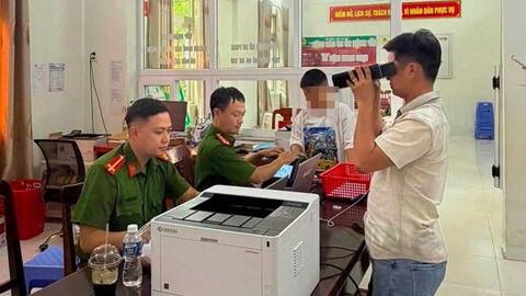 Thủ tục mới cấp lại thẻ căn cước cho công dân được trở lại quốc tịch Việt Nam