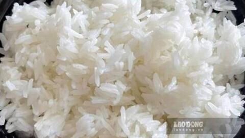 Cách giảm cơm trắng hỗ trợ người cao tuổi ổn định đường huyết