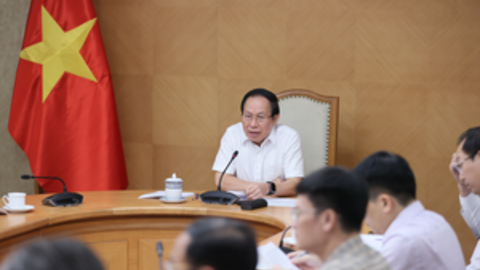 Nóng trong tuần: Bảo đảm sách giáo khoa, siết quản lý bữa ăn bán trú
