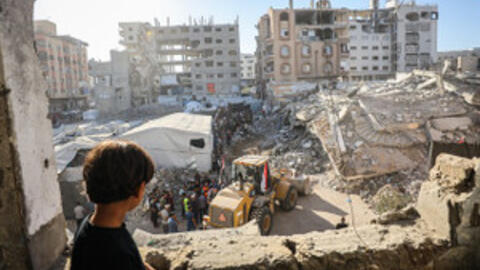 Tòa nhà 6 tầng ở Gaza sụp đổ, hàng chục người thiệt mạng