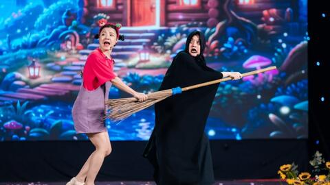 Vân Dung hóa phù thủy, NSND Thanh Ngoan hát chèo ở đêm nghệ thuật "Trẩy hội trăng rằm"