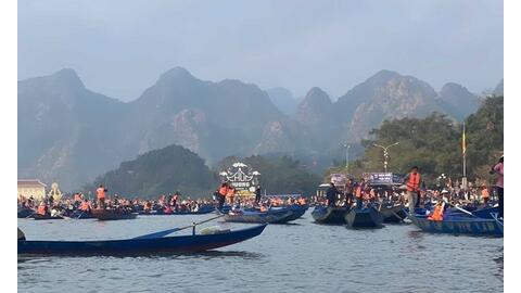 Hà Nội nghiên cứu thí điểm xuồng điện phục vụ du lịch chùa Hương