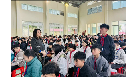 Xây dựng trường học không khói thuốc: Công nghệ số là cầu nối