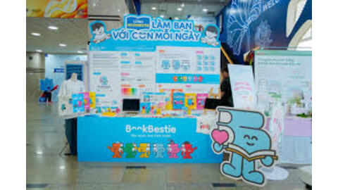 Cùng đọc và trân trọng con chữ