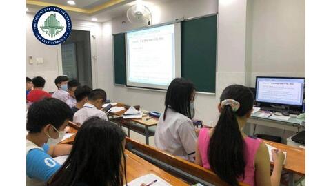 Tiền tăng giờ của giáo viên ở Điện Biên: Nơi chi ngân sách, chỗ bỏ tiền túi