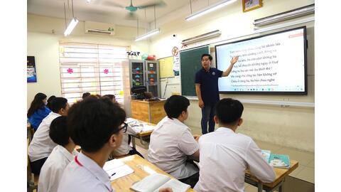 Bộ GDĐT: Kế toán trường học đủ điều kiện có thể chuyển sang làm giáo viên