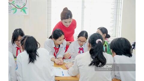 Bộ GDĐT nói về chế độ phụ cấp, tiền thưởng với giáo viên hợp đồng