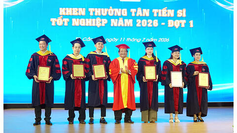 Trường Đại học Tây Đô trao bằng tốt nghiệp Tiến sĩ khóa đầu tiên