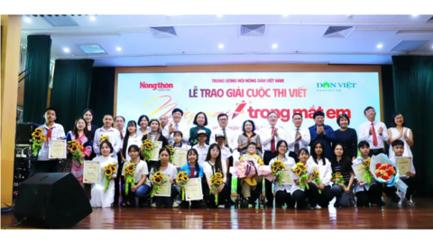 Cuộc thi 'Ngày mai trong mắt em' thắp sáng uớc mơ qua những trang viết