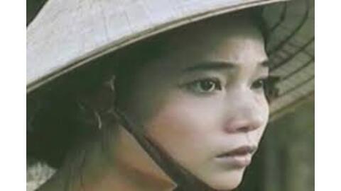 NSƯT Lê Vi: Chồng tôi yêu Việt Nam và yêu vợ vì “chất Việt” truyền thống