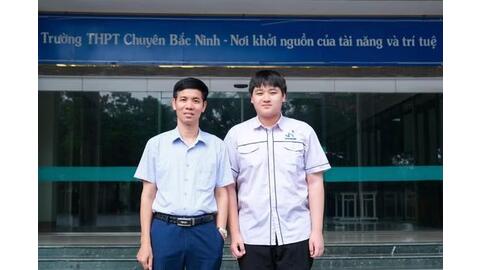 Nam sinh Bắc Ninh tiết lộ bí quyết chinh phục Huy chương Vàng IPhO