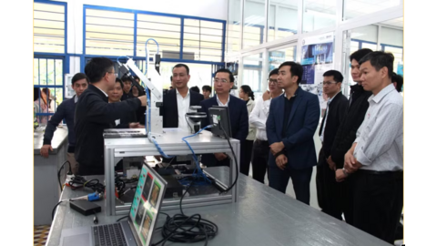 Nâng cao năng lực quản trị cho người đứng đầu cơ sở giáo dục trong bối cảnh mới