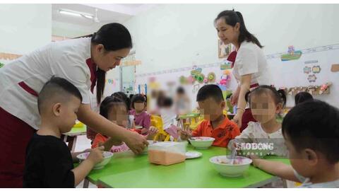 Giáo viên mầm non Cần Thơ được tiếp thêm động lực để yên tâm gắn bó