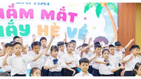 Học sinh Trường Phổ thông Phùng Hưng và hành trình mùa hè trải nghiệm bổ ích