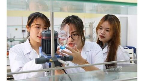 Bộ Y tế đề xuất thay mô hình bác sĩ chuyên khoa I, II