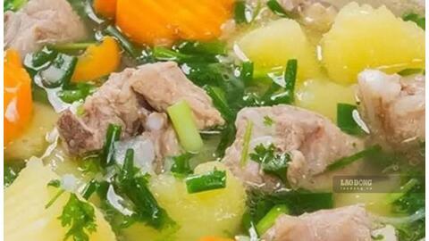 Cách hỗ trợ giảm đau xương khớp bằng các món canh dễ làm