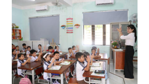 Đưa tiếng Anh trở thành ngôn ngữ thứ hai: Từng bước tạo môi trường hội nhập
